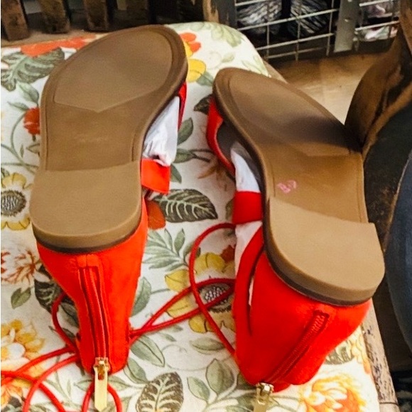 Crown Vintage Red Lace-Up Sandals size 8.5. NWOT - Picture 4 of 5